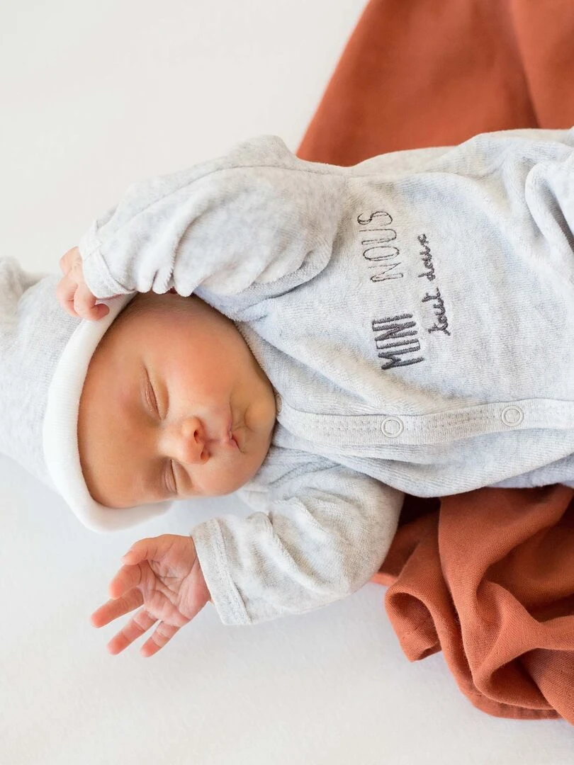 Trousseau naissance bébé Kinousses   Gris