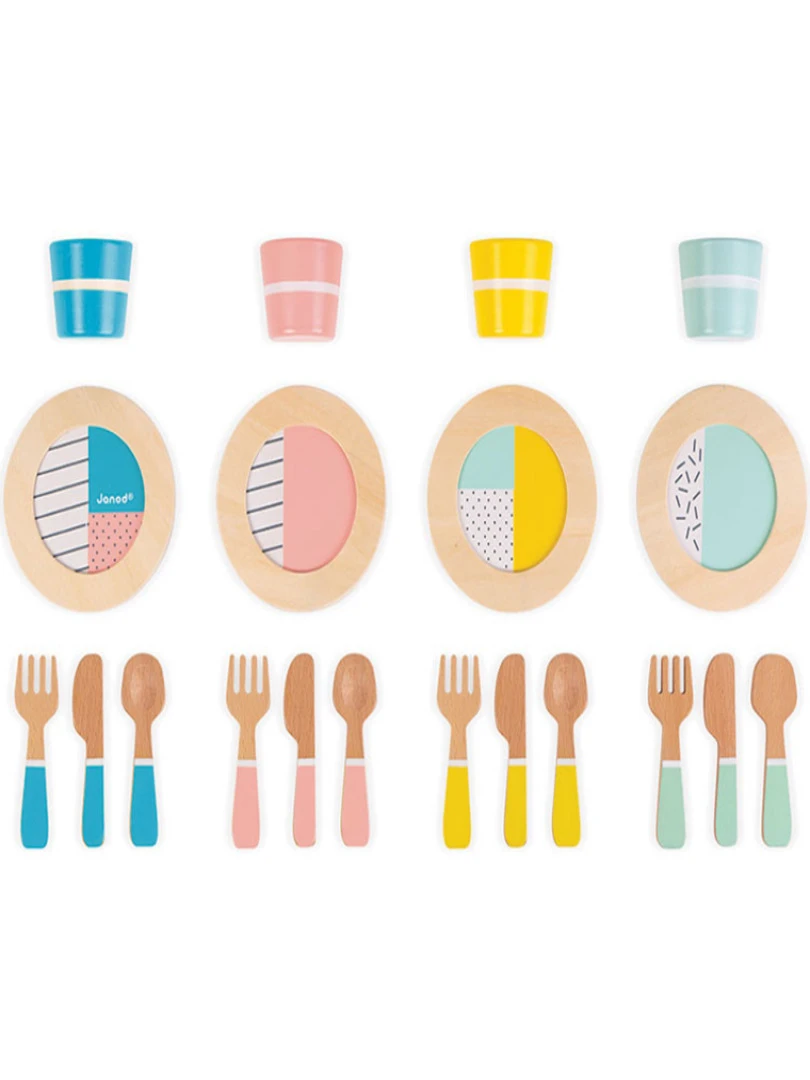 Dînette en bois (20 pièces)   N/A