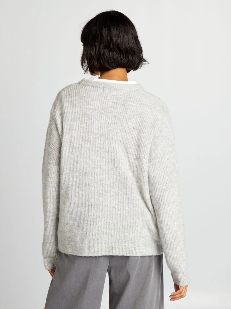 Pull en maille côtelée douce   Gris