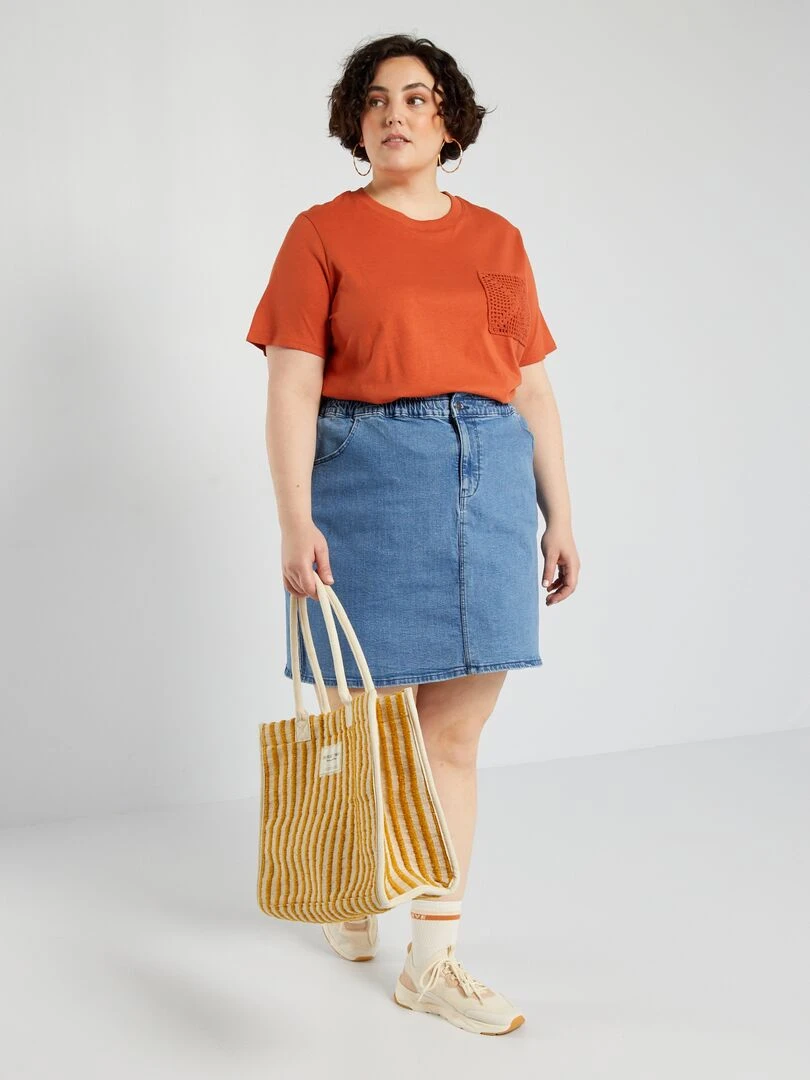 T shirt avec poche en crochet orange