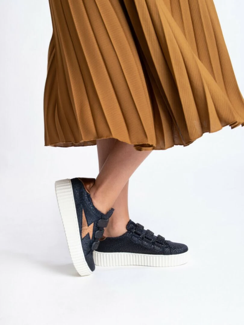 Baskets Vanessa WU Eclair Bleu marine