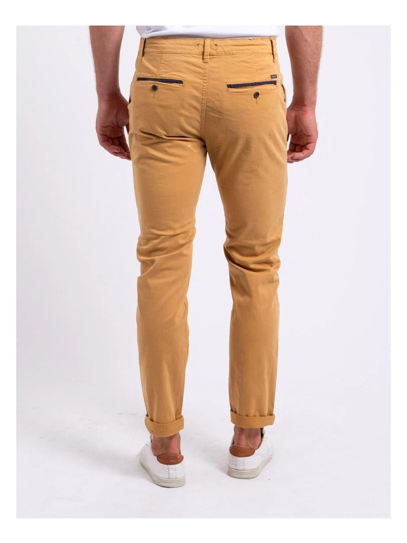 Pantalon chino coupe ajustée CARLTARO Moutarde
