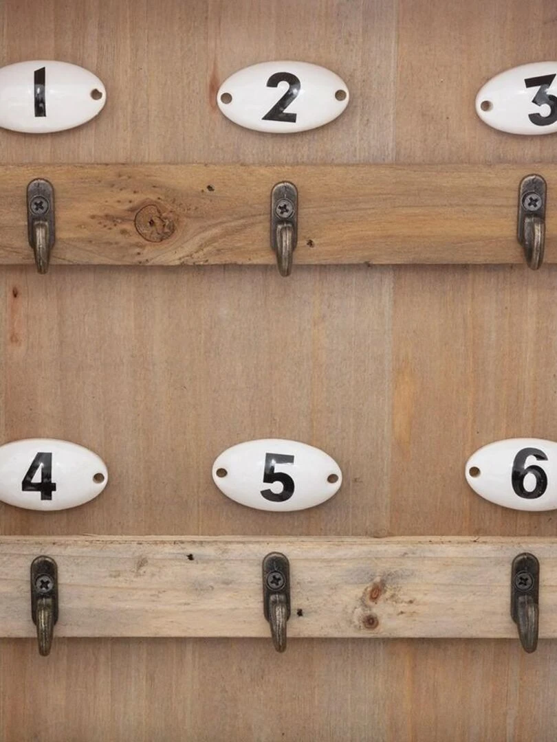 Boîte à clés rétro en bois   Marron