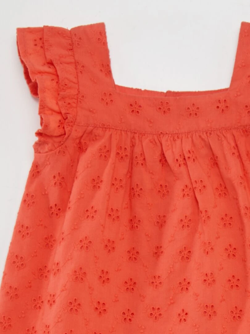 Robe en broderies anglaises   Rouge