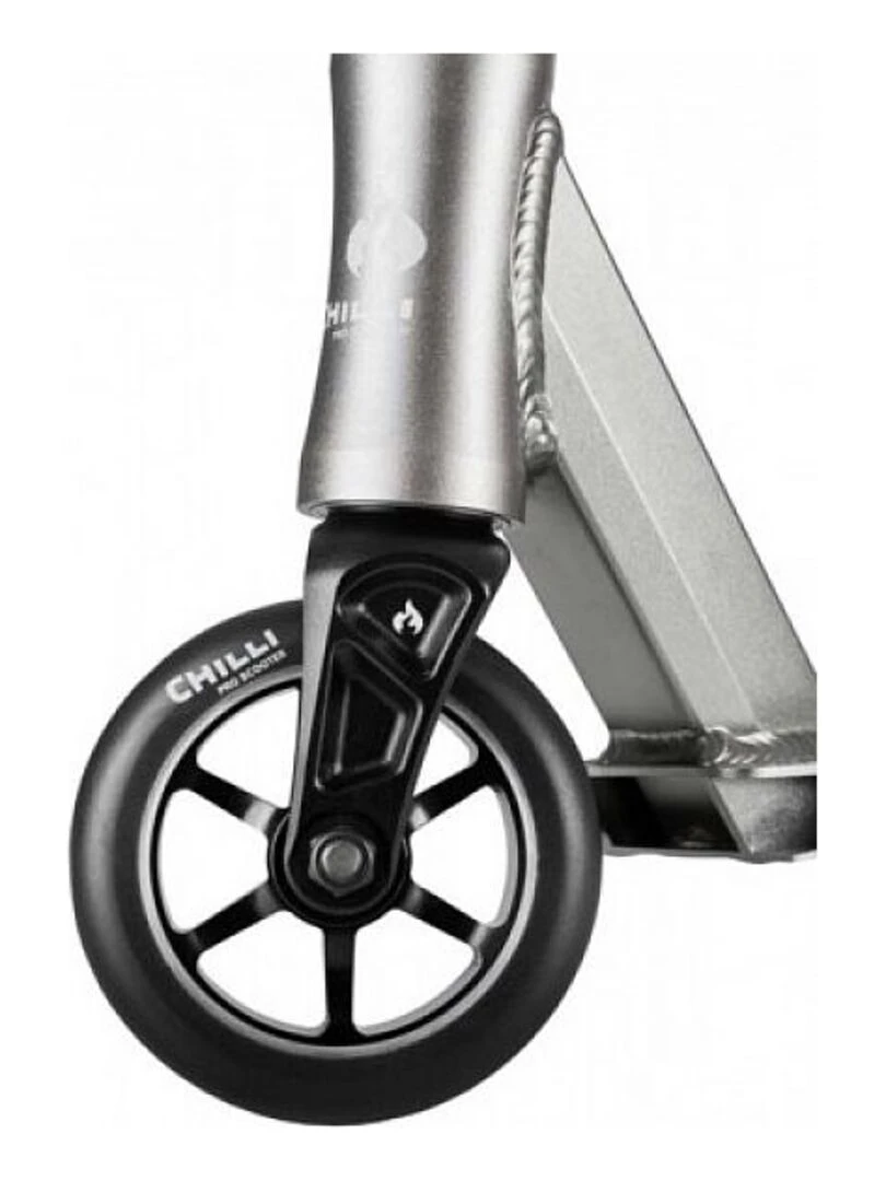 Trottinette Freestyle Chilli Pro Scooter 5000 Gris et Noir   N/A