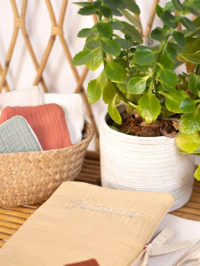 Protège carnet de santé en gaze de coton  Jeanne   Beige