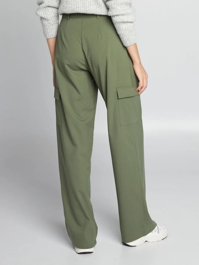 Pantalon large avec poches sur les côtés   Kaki