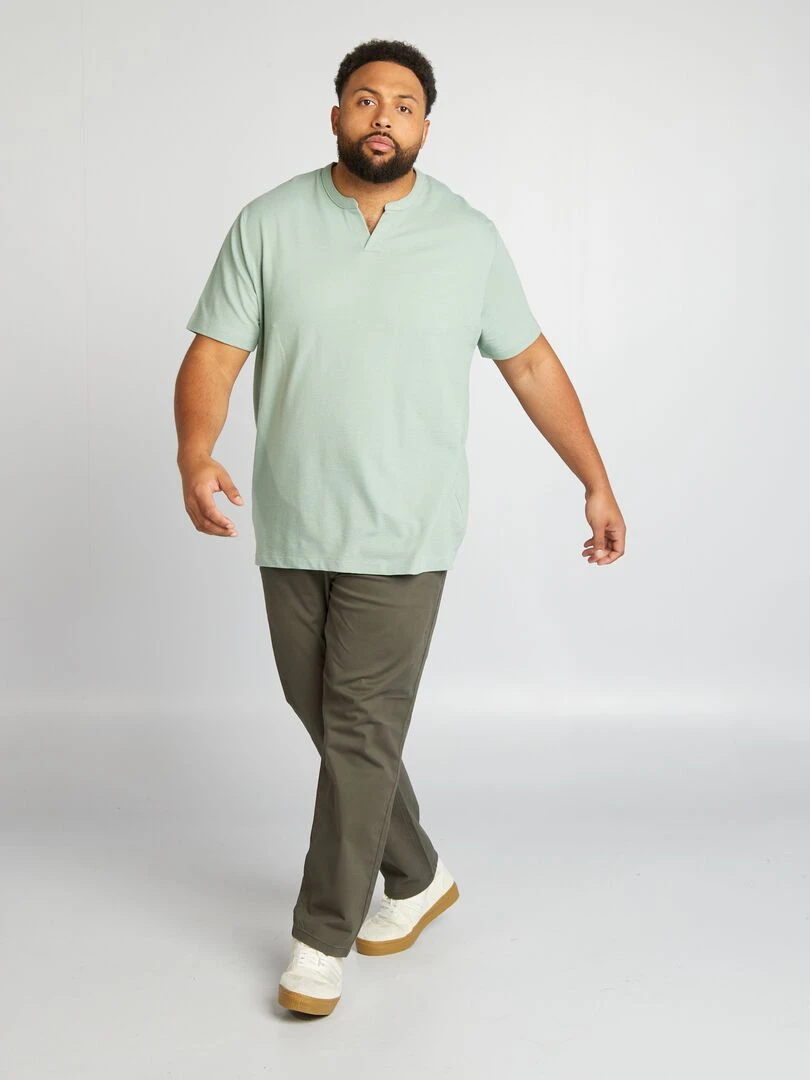 T shirt à col mao et ouverture V Vert
