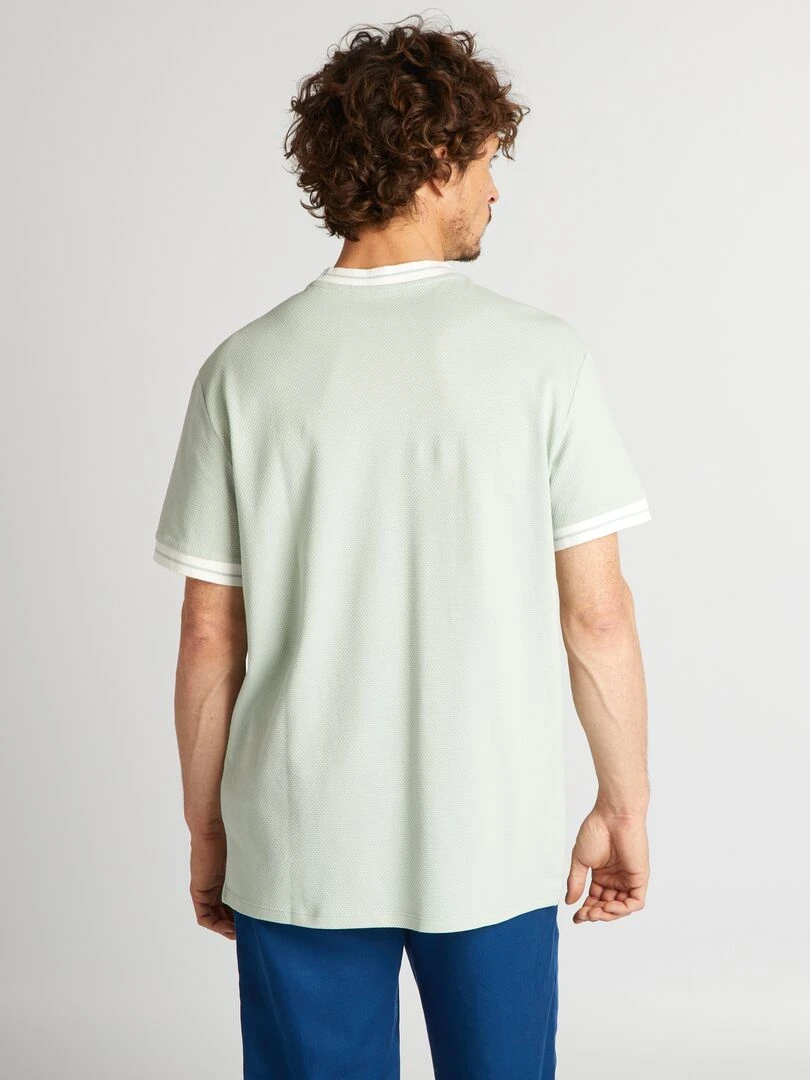 T shirt texturé à liserés contrastants   Bleu clair
