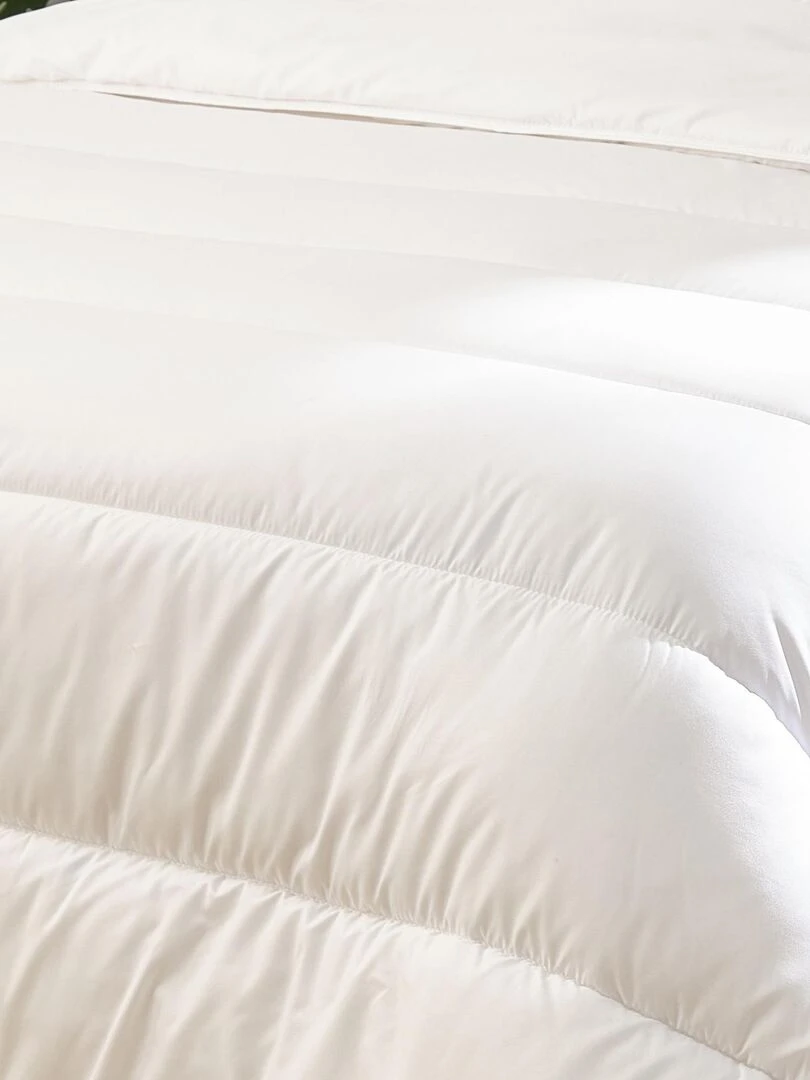 Couette tempérée en microfibre recyclée Blanc