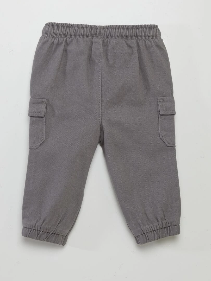 Pantalon jogger avec poches à rabat Gris