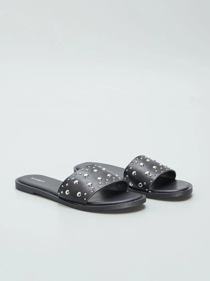 Mules plates cloutées noir