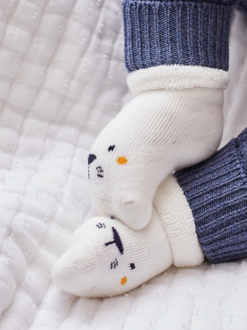 Coffret Chaussons Mousse   Noir Blanc