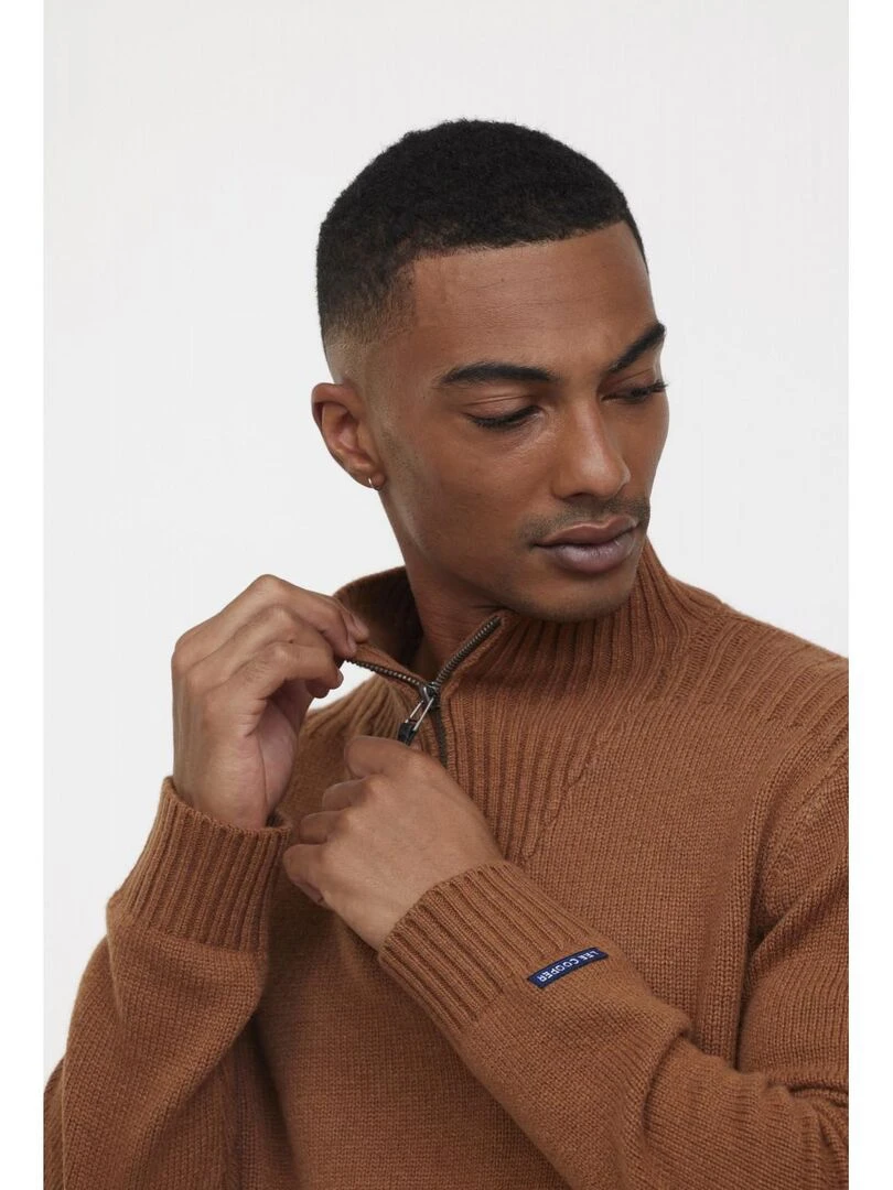 Lee Cooper   Pull manches longues polyester regular CHAR   Camel