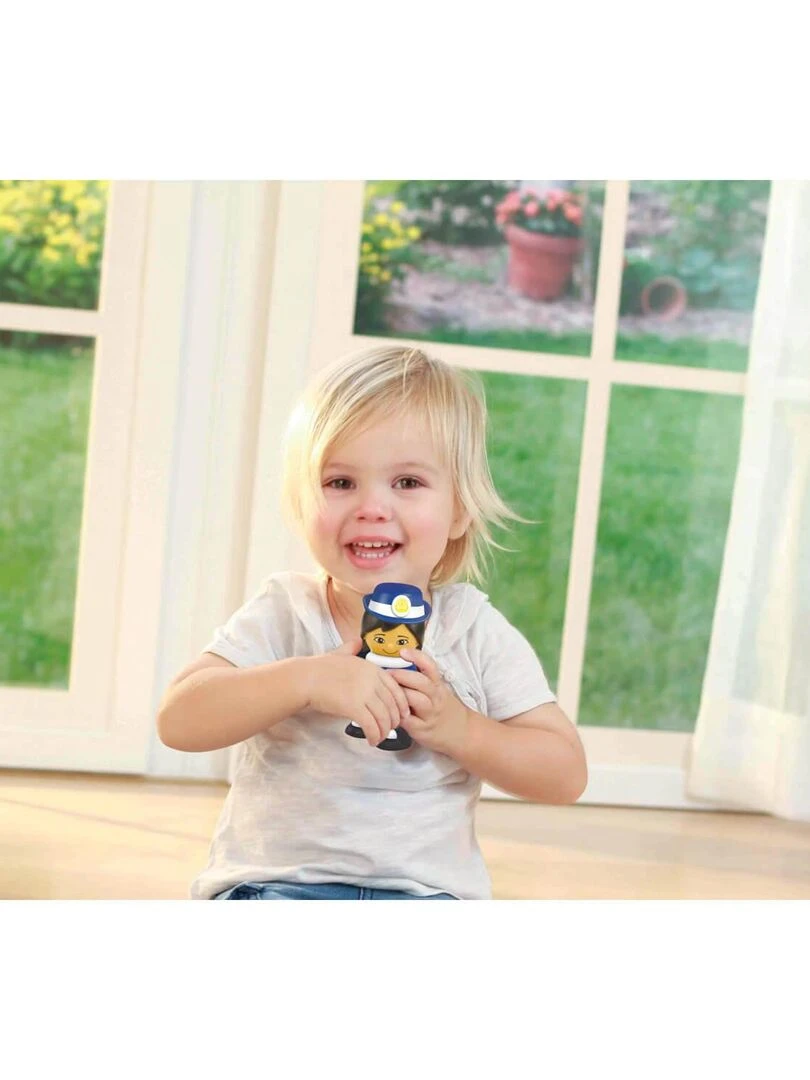 Figurine First Friends : Policière chinoise   N/A