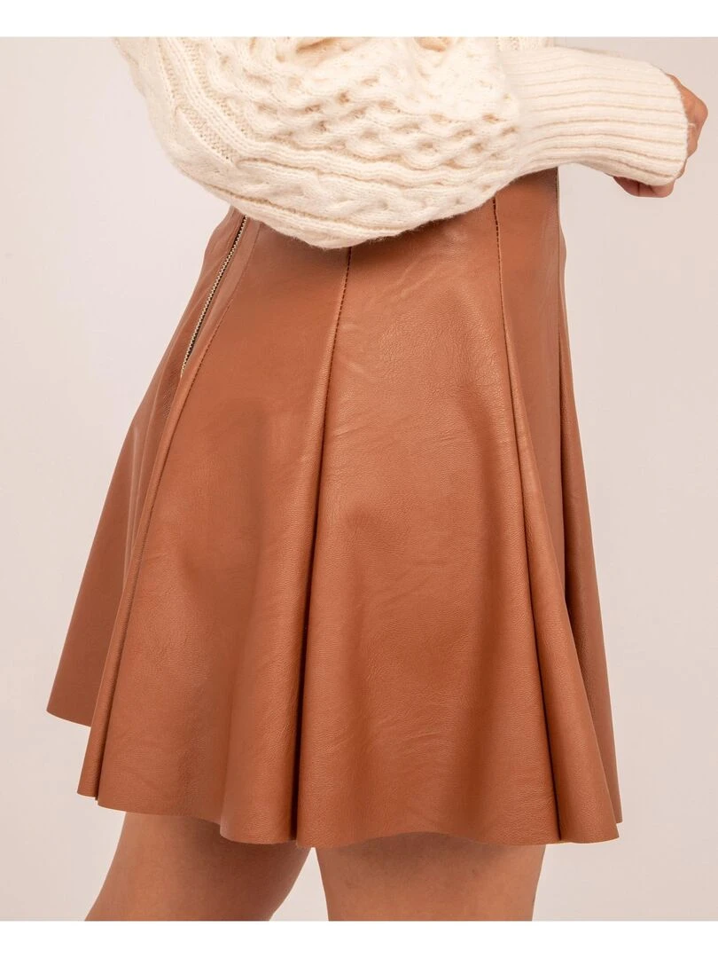 Jupe courte plissée similicuir XIRAMAX   Marron caramel