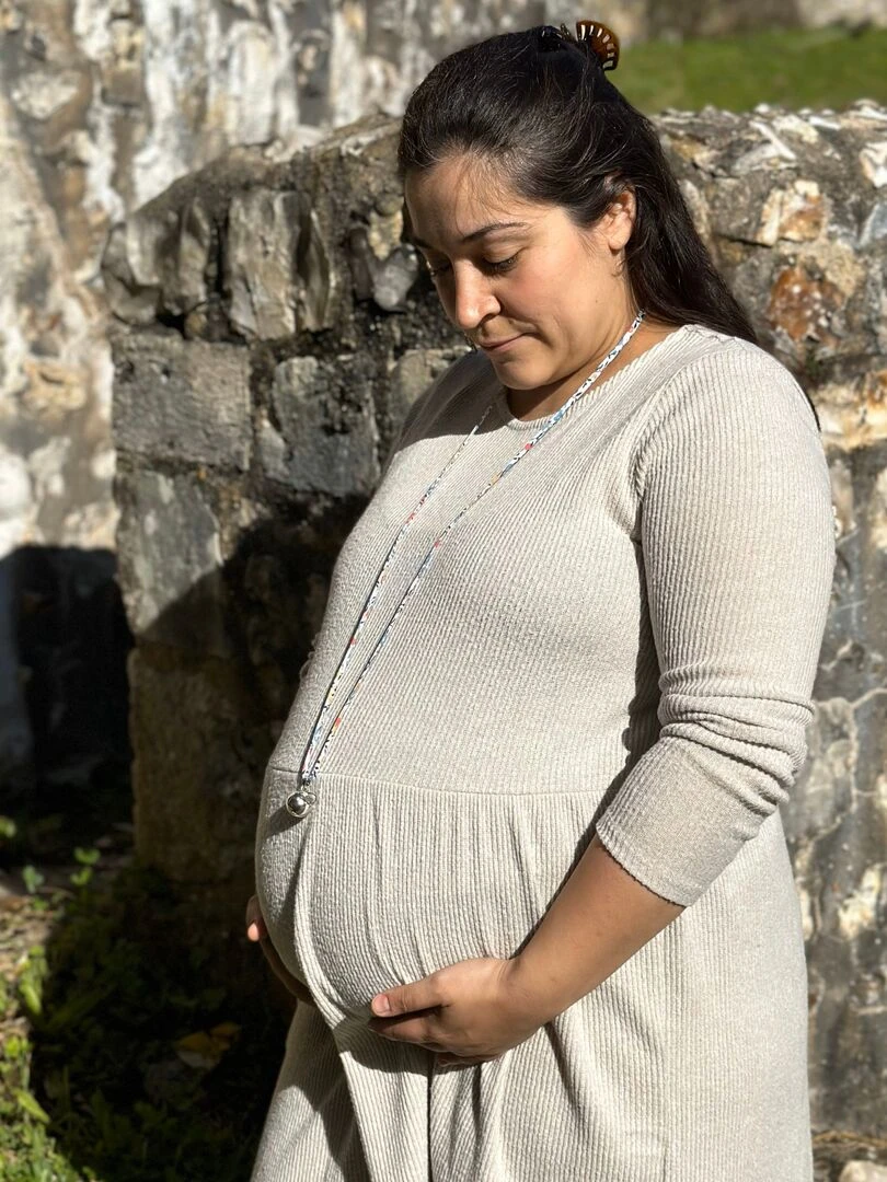Bola de grossesse rond argenté 'coeur' et 'quartz rose'   Bleu