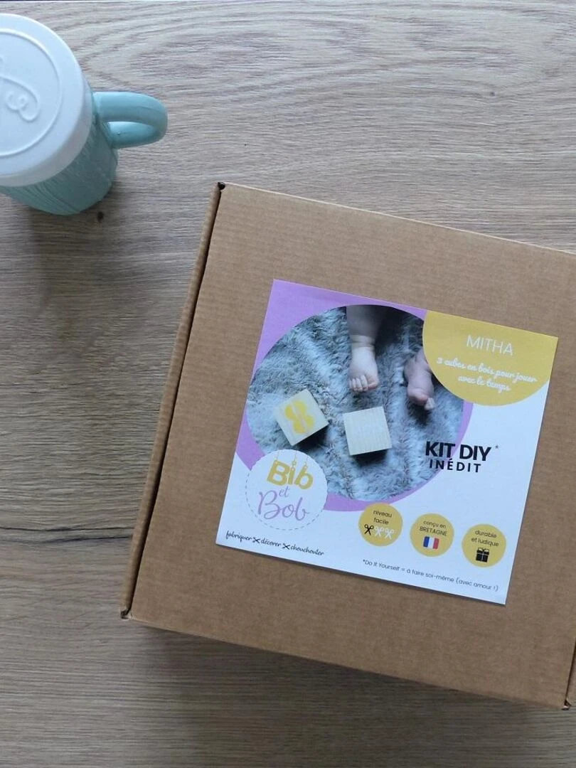 Kit Naissance Cubes Etapes en Bois Création durable Posca Blanc   Abricot