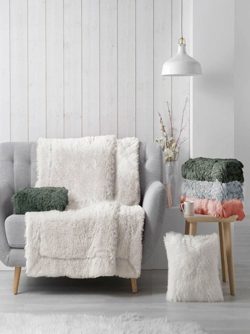 Plaid Couverture imitation Fourrure Collection Marilou Gris