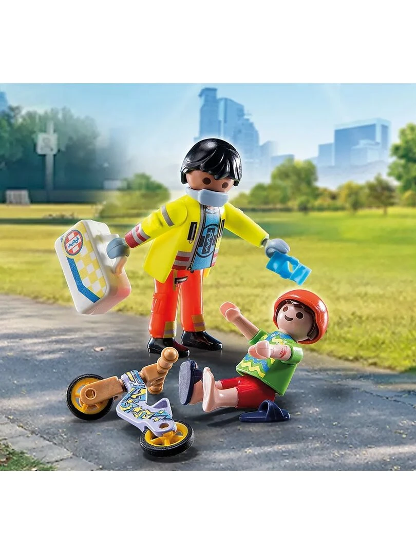 71245 Secouriste avec blessé City life   N/A