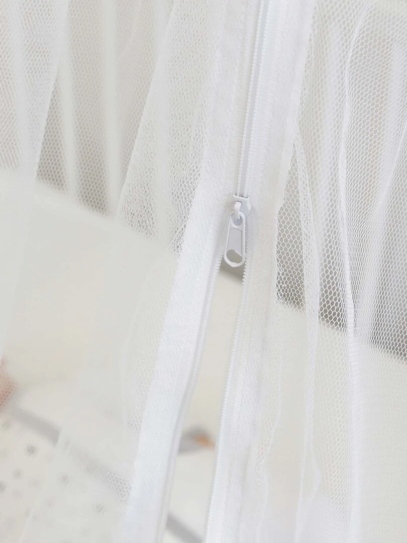 Ciel de lit avec flèche bébé Trois Kilos Sept   Blanc