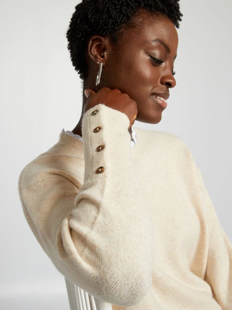 Pull en maille avec col brodé Beige