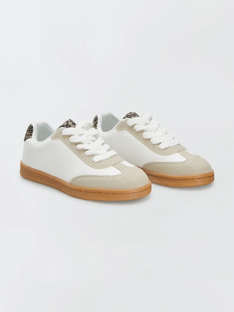 Baskets basses lacets fantaisies blanc
