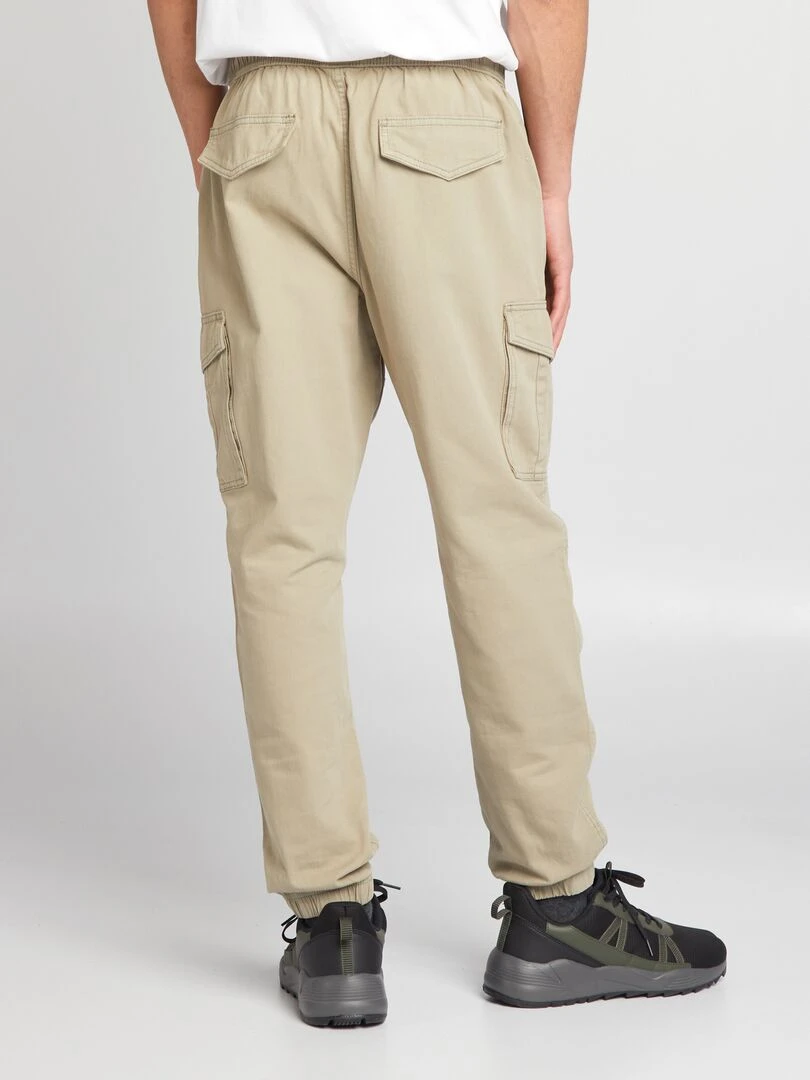 Short en molleton avec poches zippées   Noir