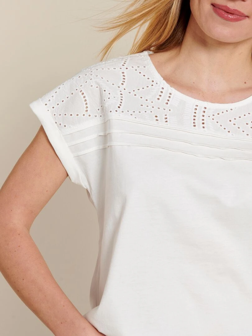 Tee shirt détails broderie anglaise   Damart   Blanc cassé