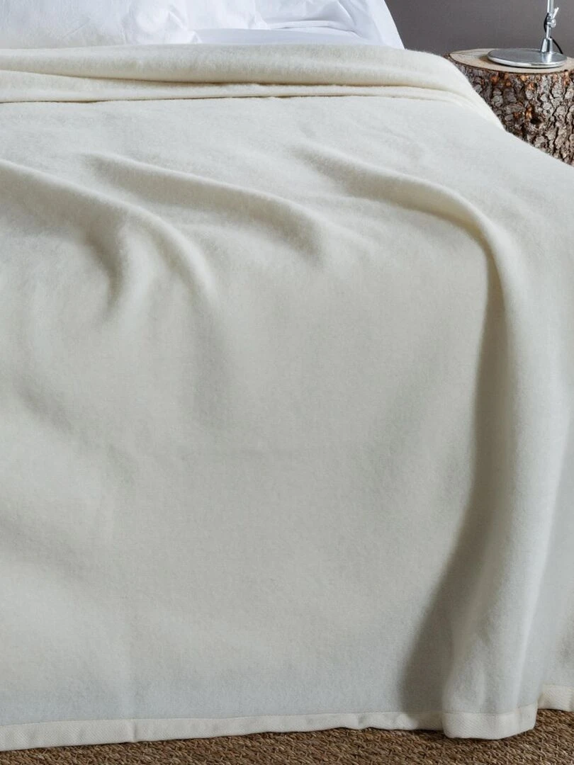 Couverture Unie en Laine d'Agneau   Beige clair
