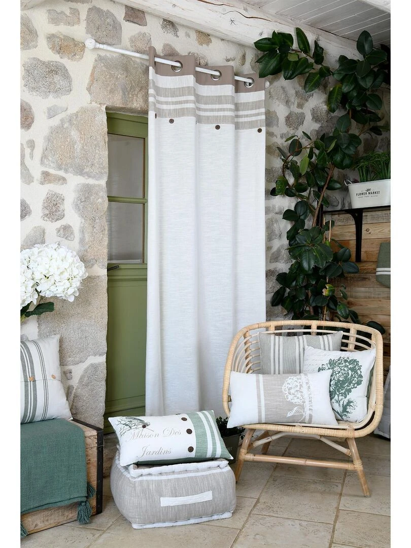 Rideau tamisant esprit tapissier   Beige