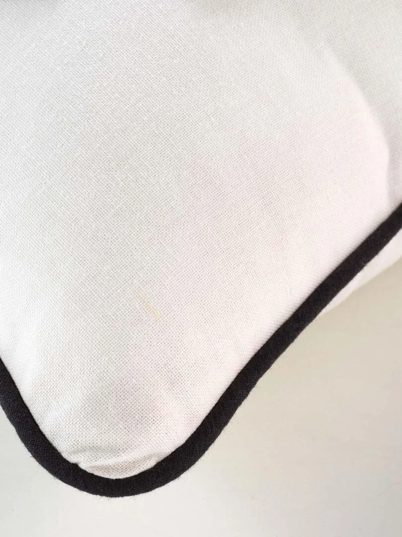 Housse de Coussin fantaisie demy 40 x 40 cm Blanc