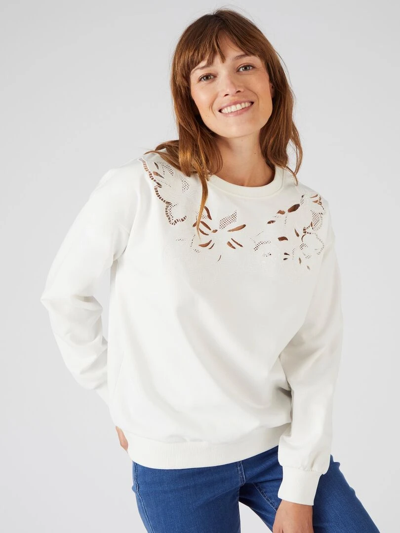 Sweat broderie et guipure   Happy D. by Damart   Blanc cassé