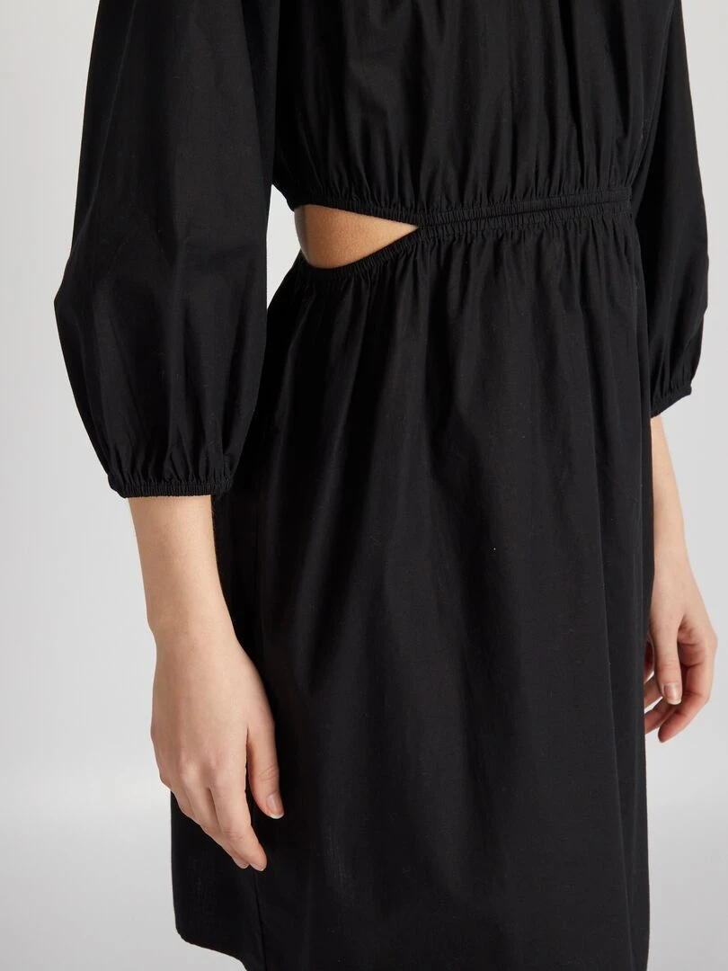 Robe avec fentes découpées   noir