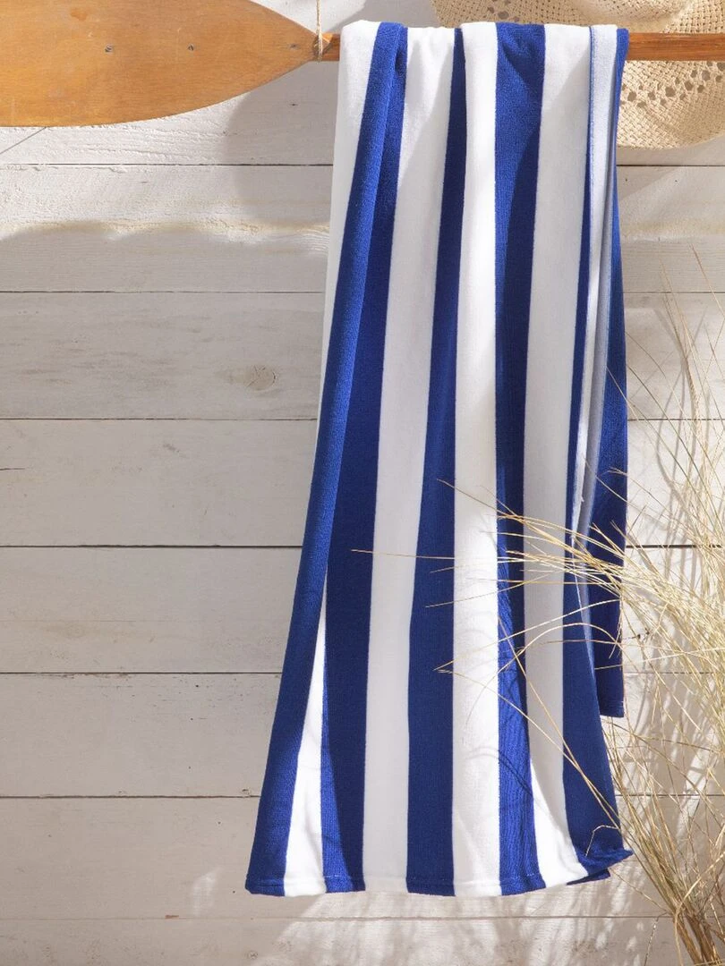 Serviette de plage rayée bleu