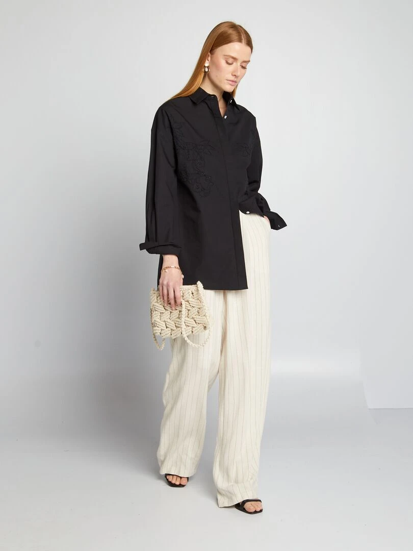 Chemise en popeline à broderies noir