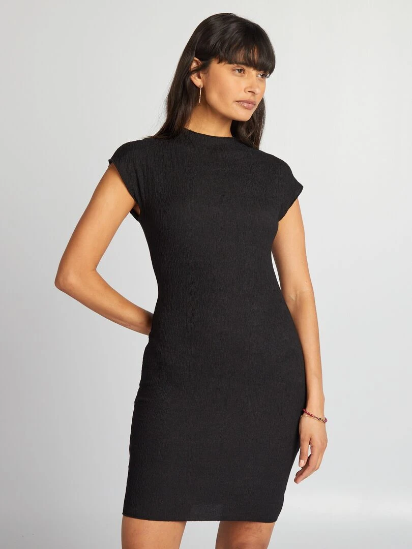 Robe courte effet crêpée noir