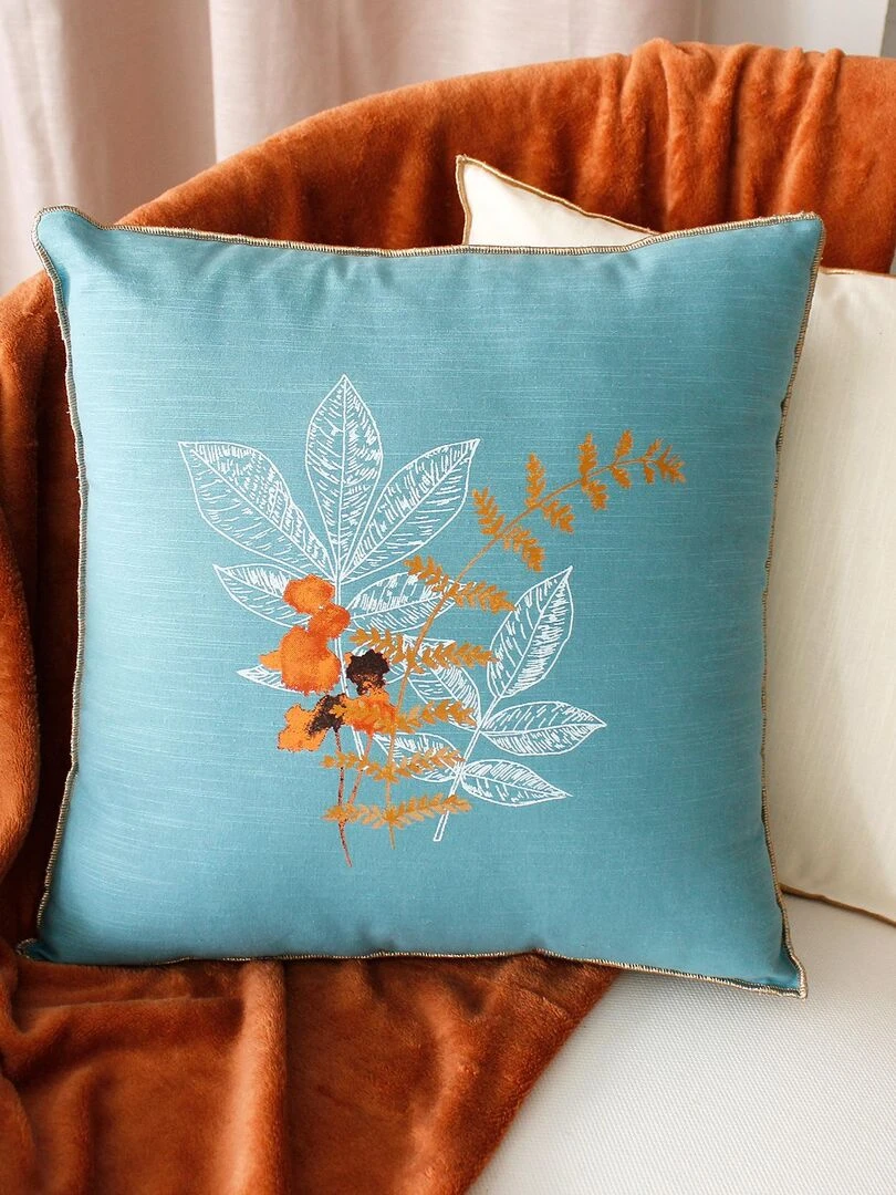 Coussin bourdonné et fleurs aquarellées   Bleu azur