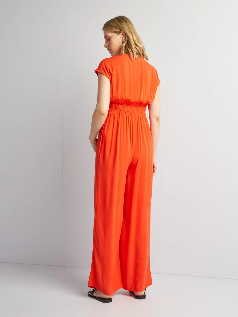 Combinaison maternité à taille élastiquée avec ouverture boutonnée   rouge