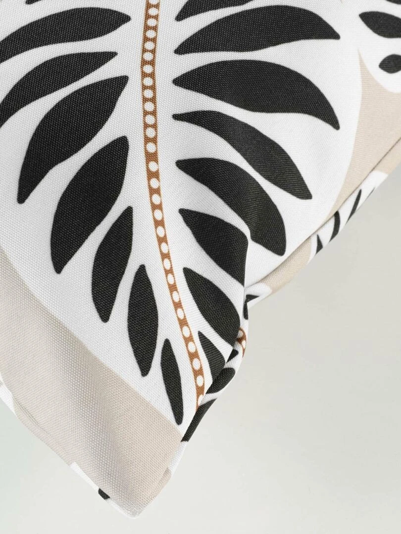 Coussin au style ethnique   Noir