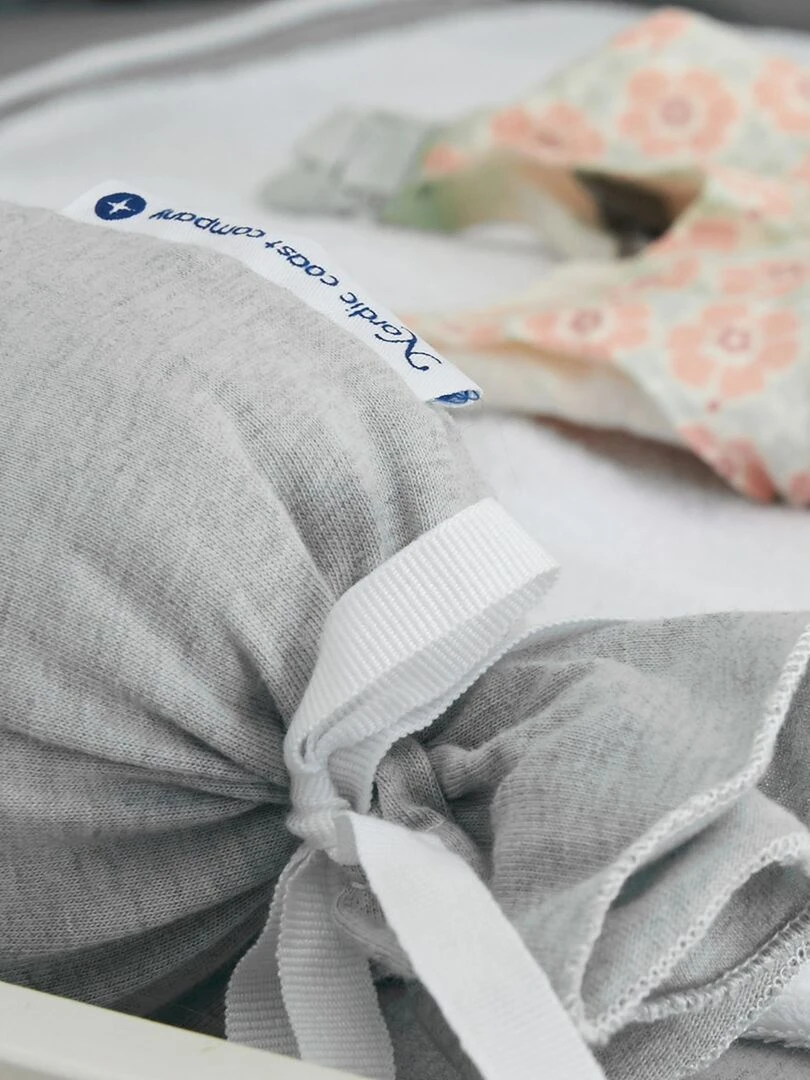 Tour de lit en coton 180 x 9 cm   Gris