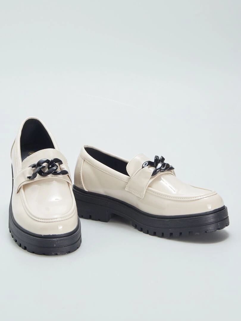 Mocassins en vernis   Beige
