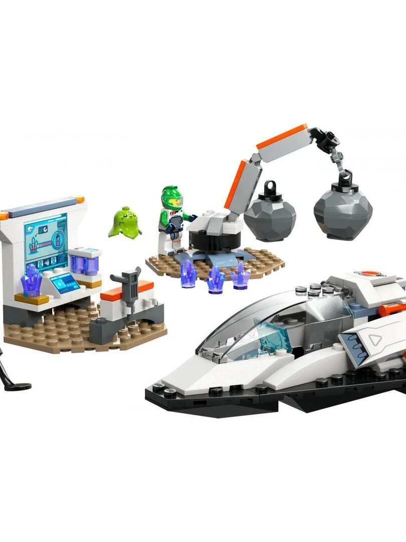 Le vaisseau et la découverte de l'astéroïde   N/A