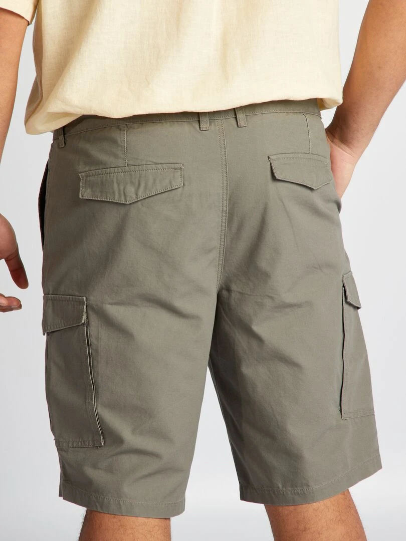 Bermuda  avec poches à rabat   Kaki