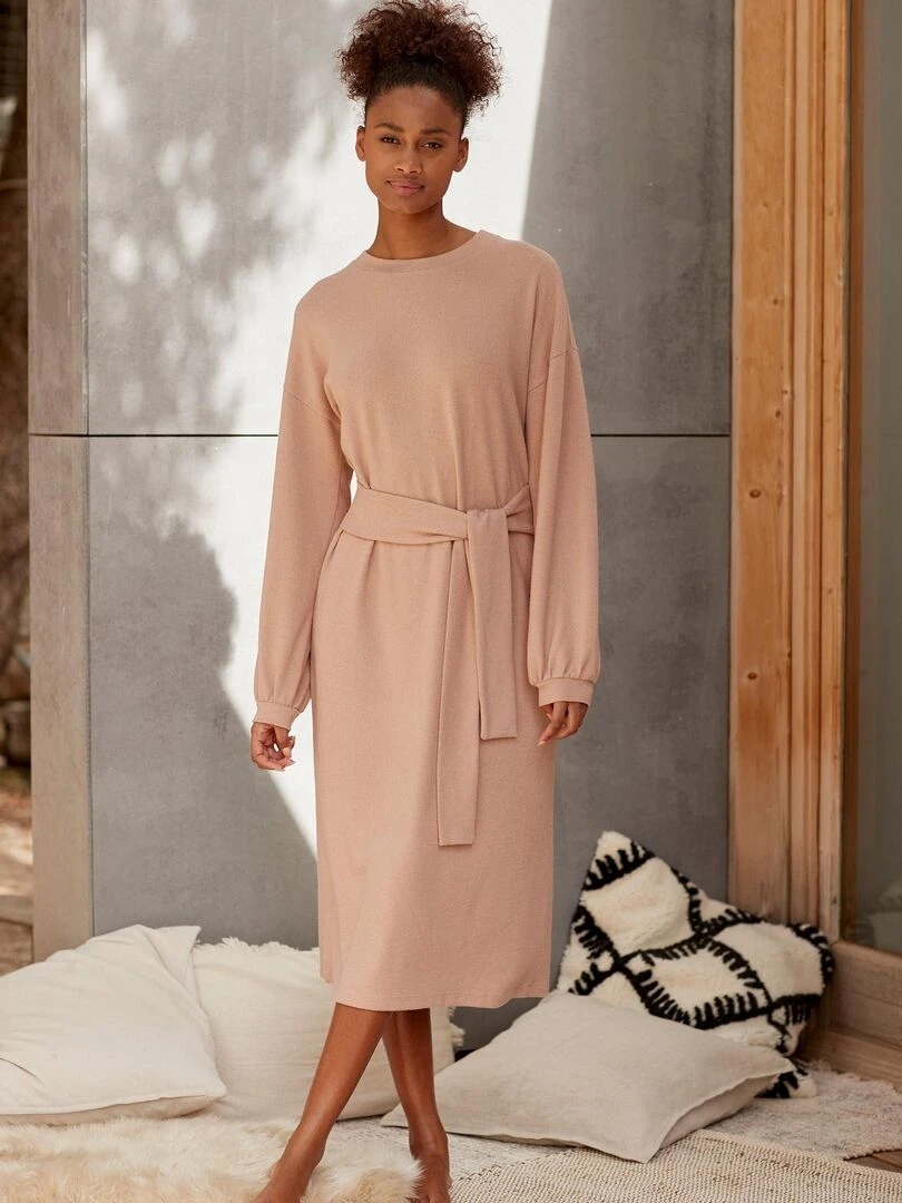 Robe mi longue d'intérieur manches longues Strick   Beige