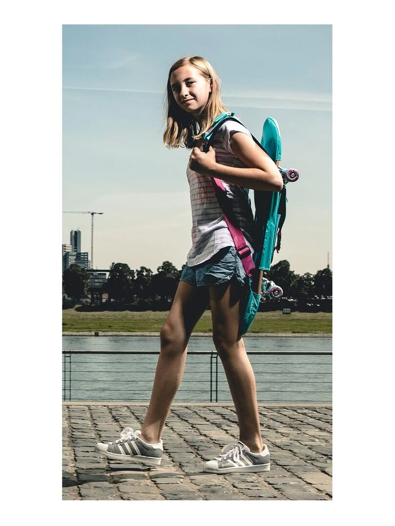 Skateboard Skate Wonders ABEC 3 avec sac à dos   N/A