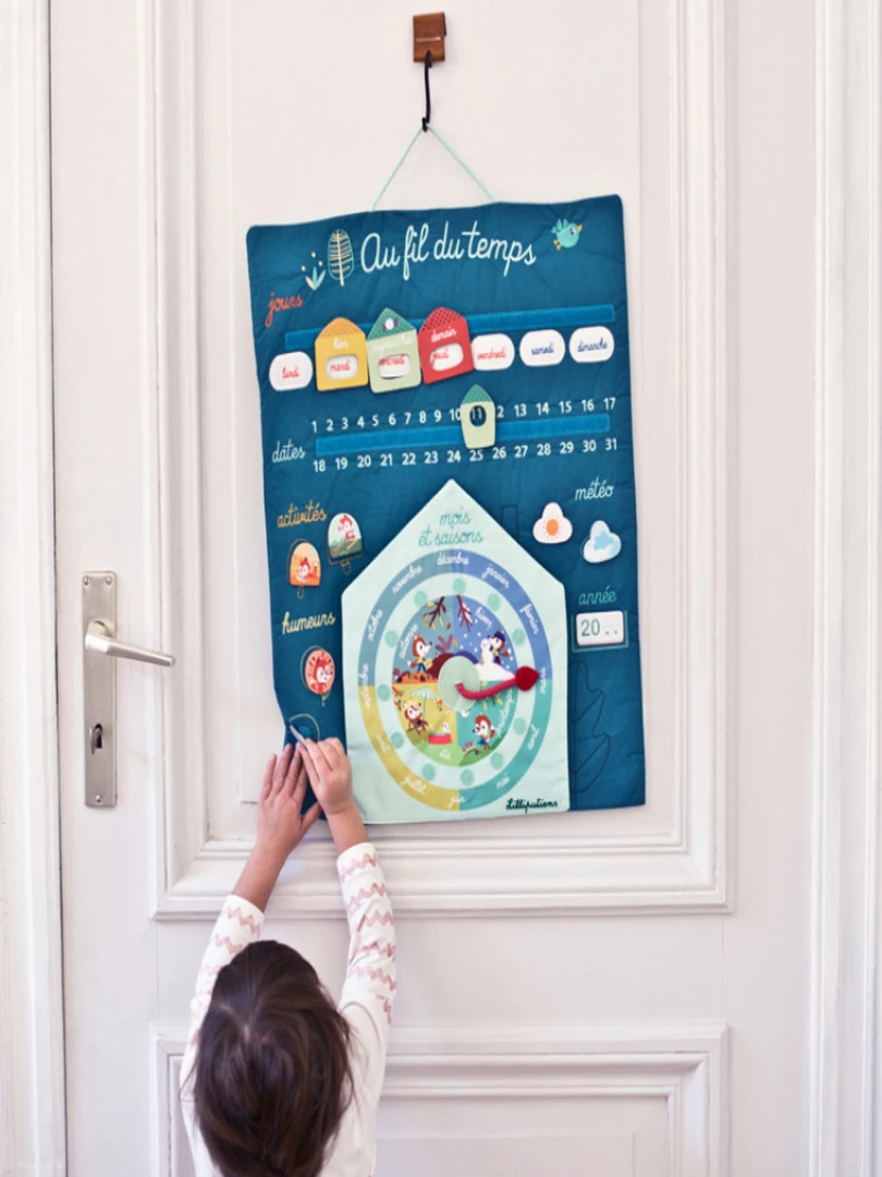 Calendrier éducatif bleu Au fil du temps Alice la renarde   N/A