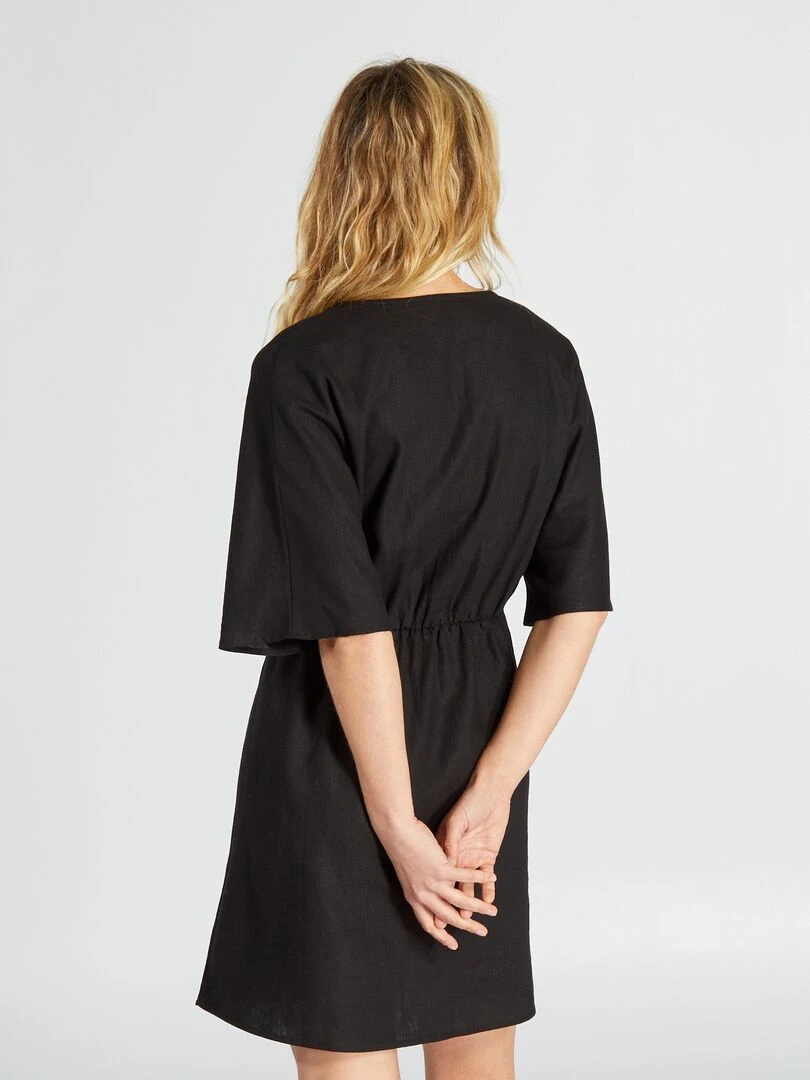Robe courte cintrée en lin   noir