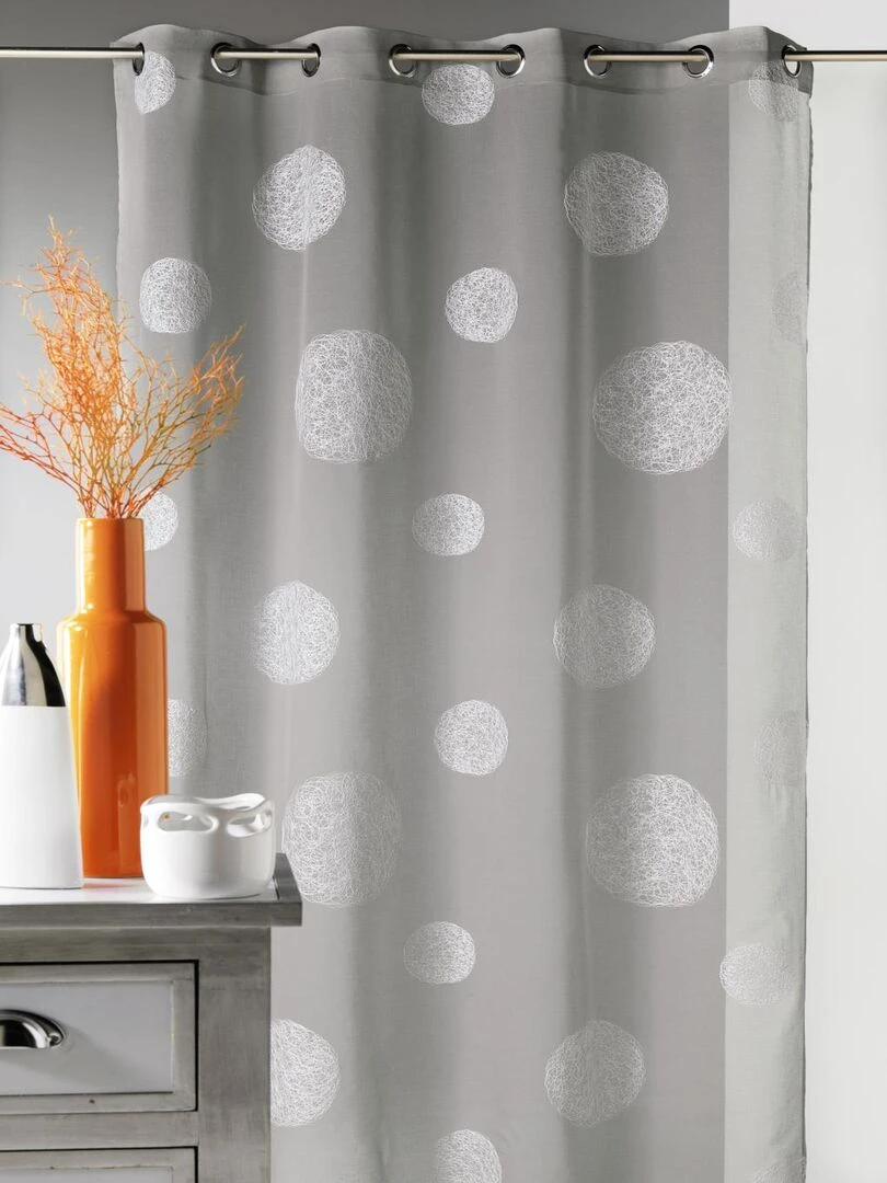 Voilage en Etamine Brodé ronds fils lurex brillants Gris clair