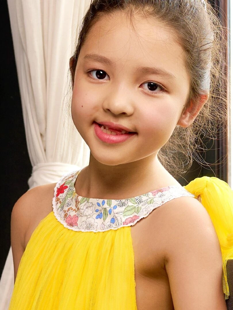 Robe Cérémonie Jaune Fille Col Fleuri ALIZEE La Faute à Voltaire Jaune citron